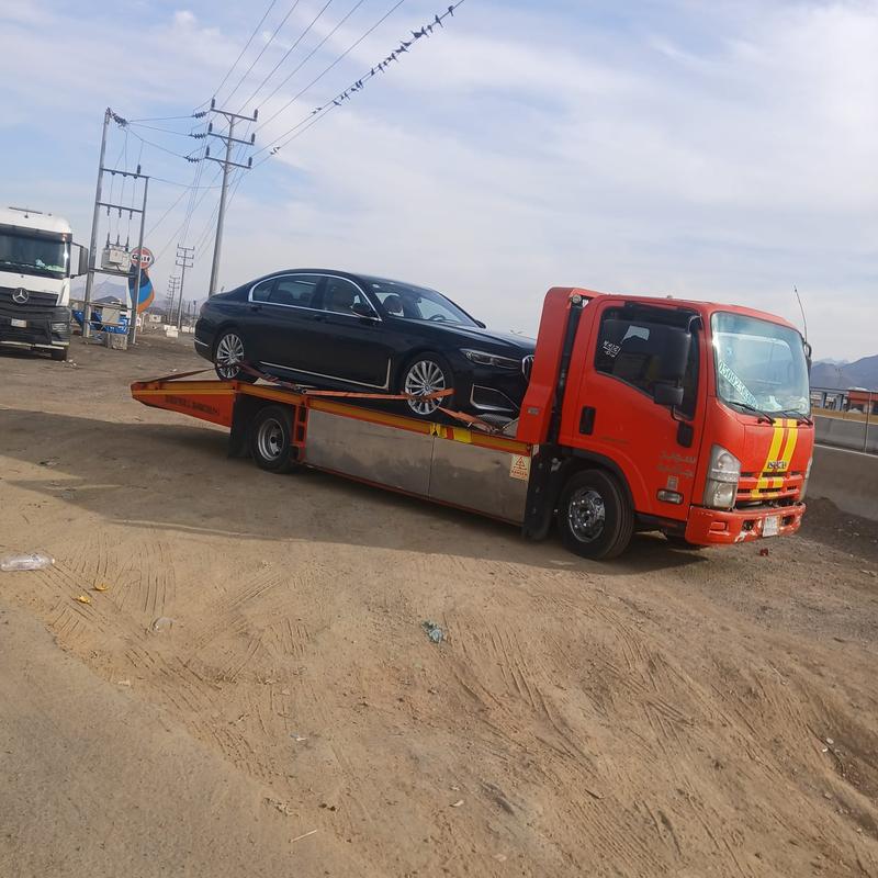 سطحة داخل وخارج الرياض – نقل وسحب سيارات 24 ساعة